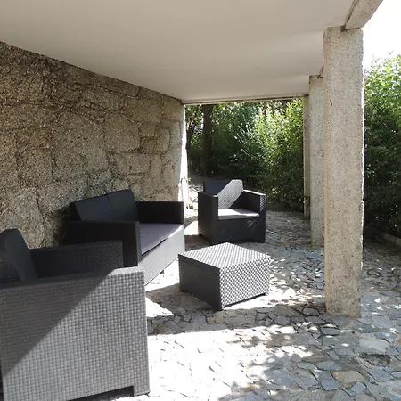 بيت للعطل Casa De Ferias Do Parque Da Peneda Geres فيلا فيرد