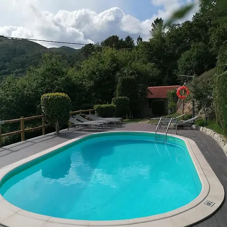 Casa De Ferias Do Parque Da Peneda Geres * Vila Verde (Braga)