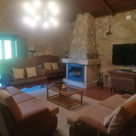 Casa De Ferias Do Parque Da Peneda Geres بيت للعطل