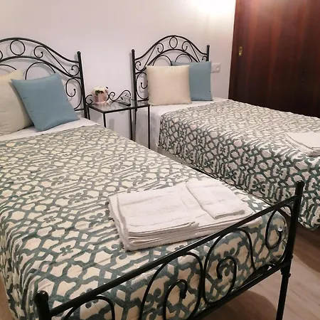 بيت للعطل Casa De Ferias Do Parque Da Peneda Geres فيلا فيرد