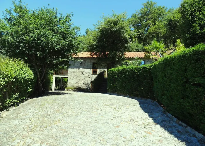 Casa De Ferias Do Parque Da Peneda Geres *