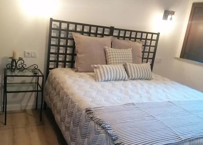 Casa De Ferias Do Parque Da Peneda Geres * Vila Verde (Braga)